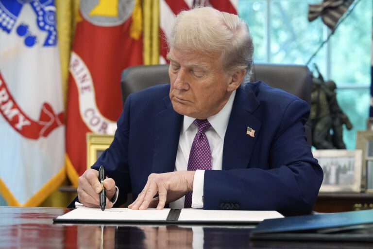 特朗普政府簽證新指南：常見健康問題竟成移民阻礙？