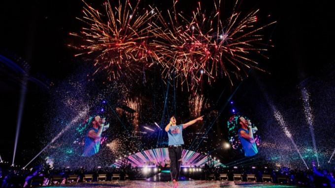 Coldplay演唱會懶人包︱一文看清入場時間、取票地點、交通安排 行李寄存處有兩個!