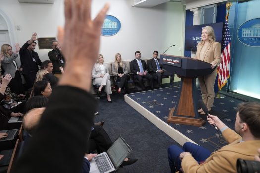 國民兵遭槍殺後，白宮重申大規模驅逐與暫停庇護申請立場