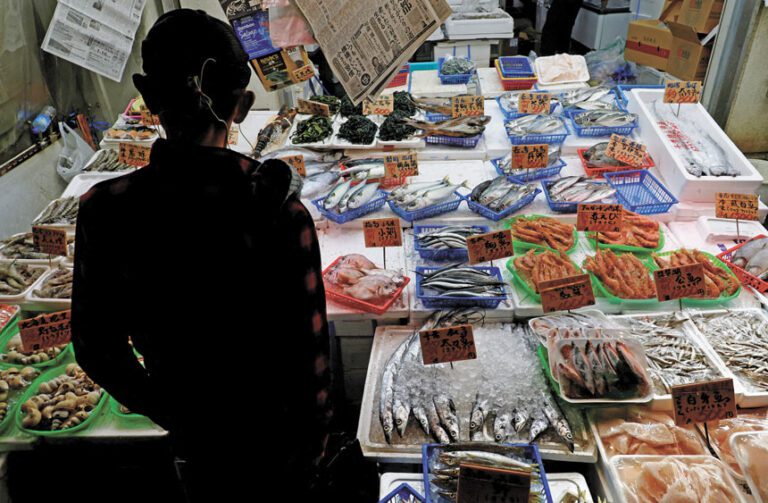 食品價格長期高企，令日本的恩格爾係數漲至新高。路透社資料圖片