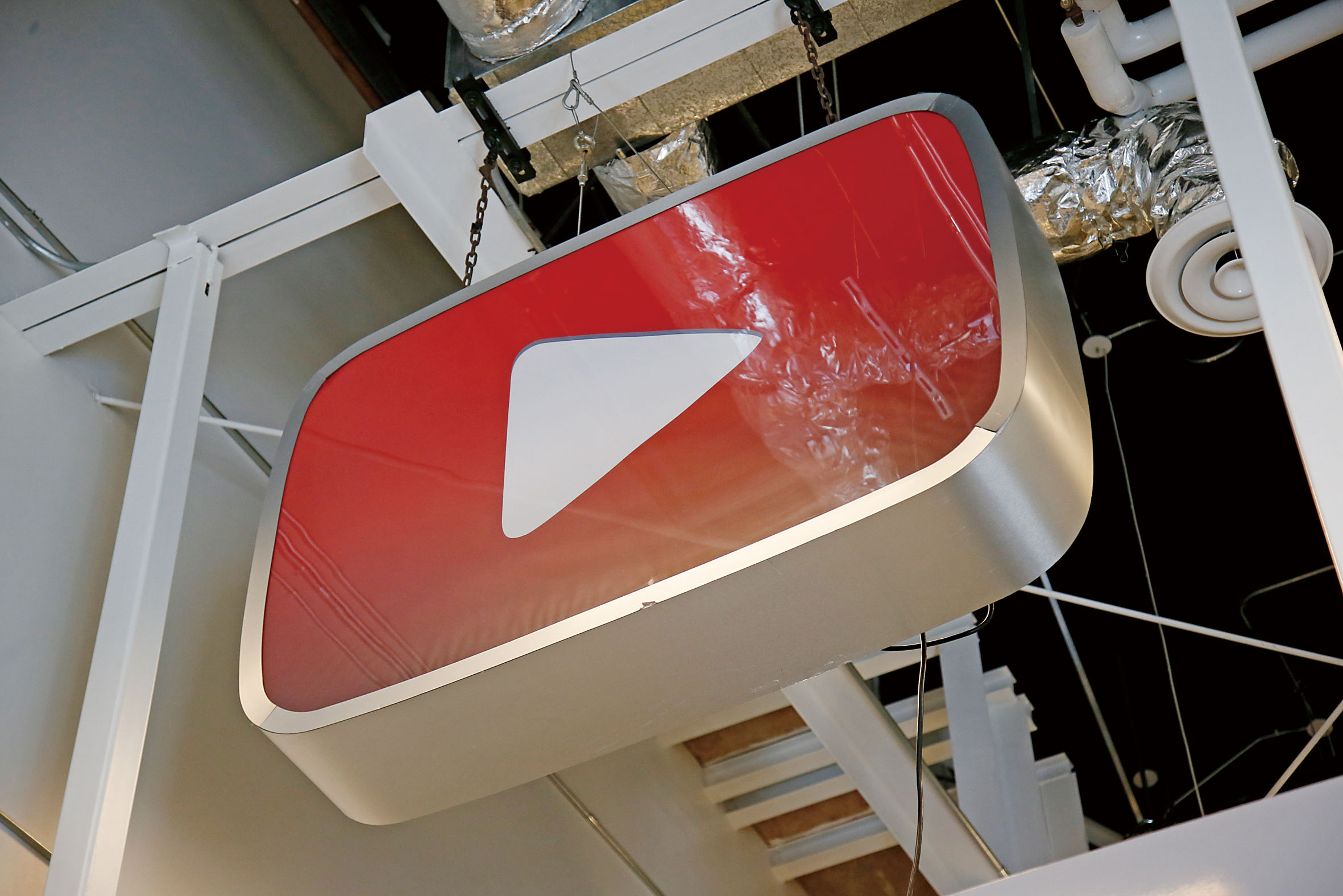 YouTube宣布停止向Billboard提供數據。美聯社資料圖