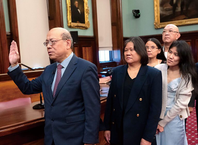 黃友興宣誓就任。 圖片來源： 黃友興提供