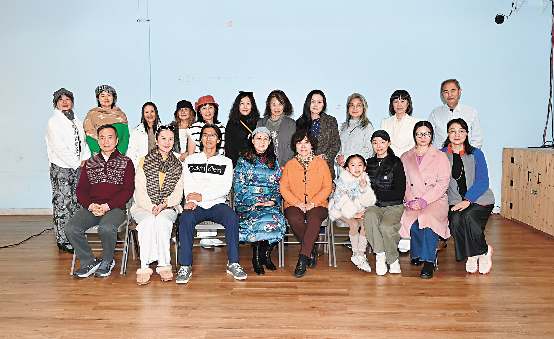 主辦單位及部分劇組演員合影