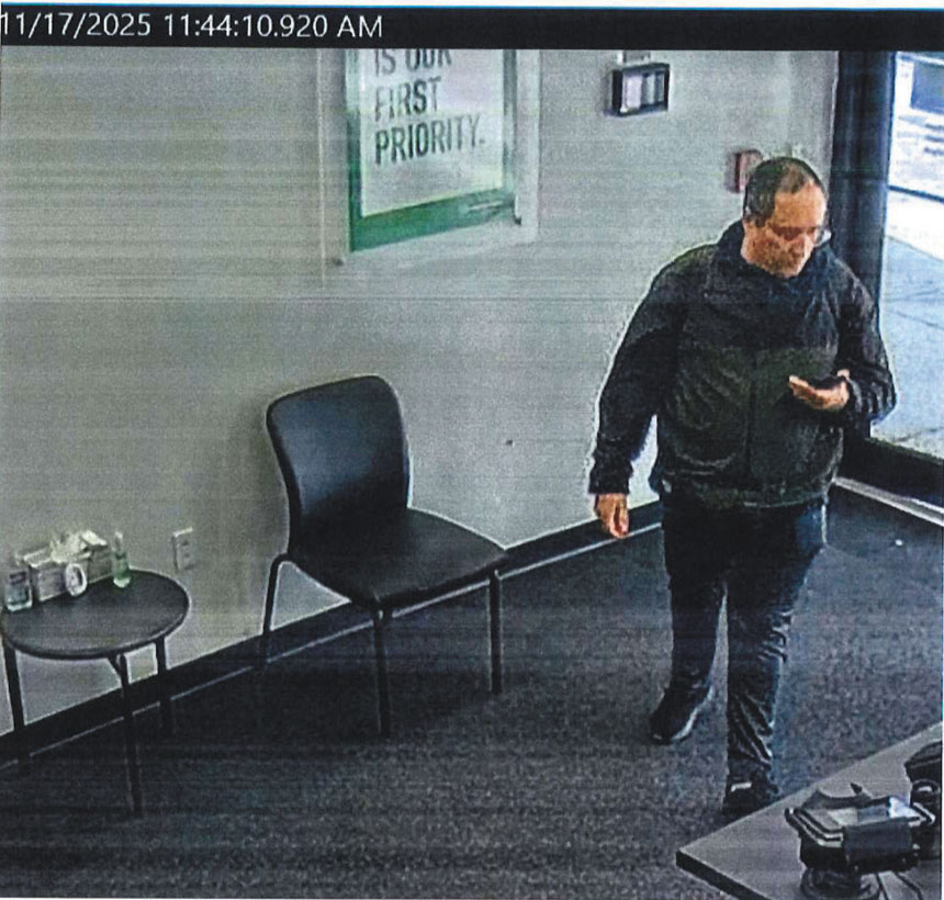 當局此前發布的監控畫面中可見瓦倫特。普羅維登斯警察局/美聯社