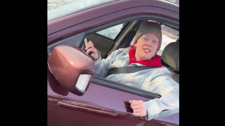 明尼阿波利斯槍殺案第一視角 ICE探員手機影片曝光