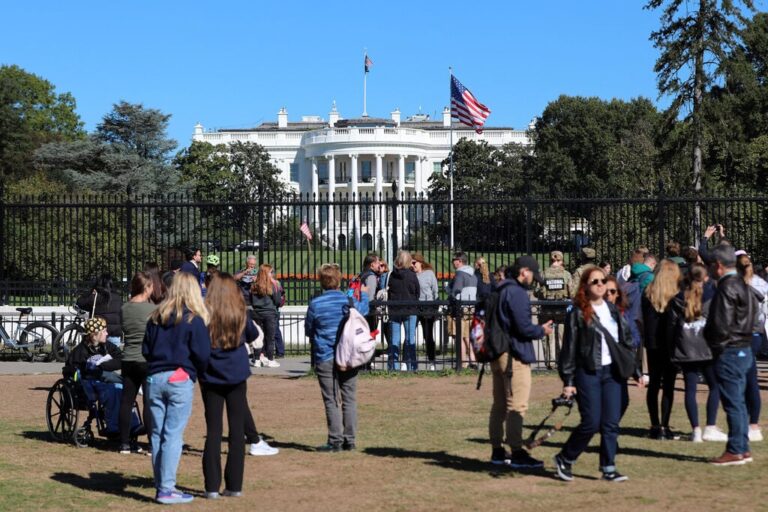 最新民調顯示　逾6成美國青年感覺中美實力相當或中國更強