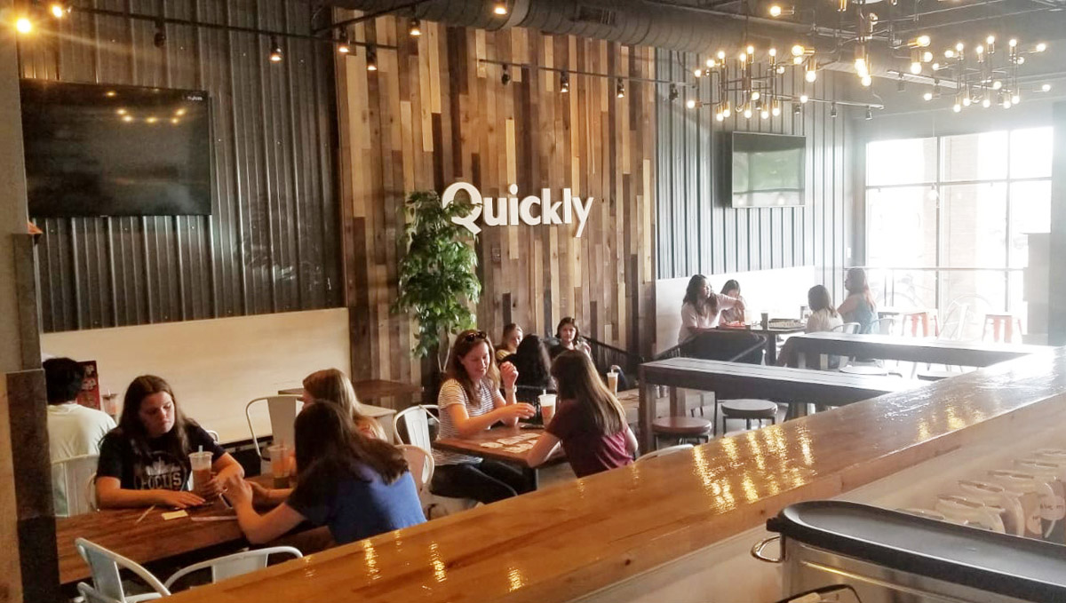 快可立新店由香港著名設計師：周嘉明(Pablo Chow)團隊設計。