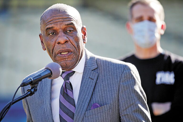 前州參議員布拉德福特將參選州保險局長。洛杉磯時報/美聯社資料圖片