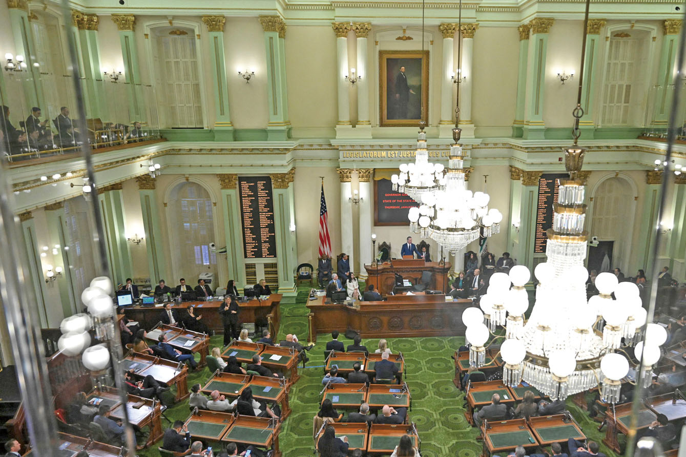 加州府會展開預算協商,多個社區保健組織擔憂社會安全網資金不足。美聯社資料圖片