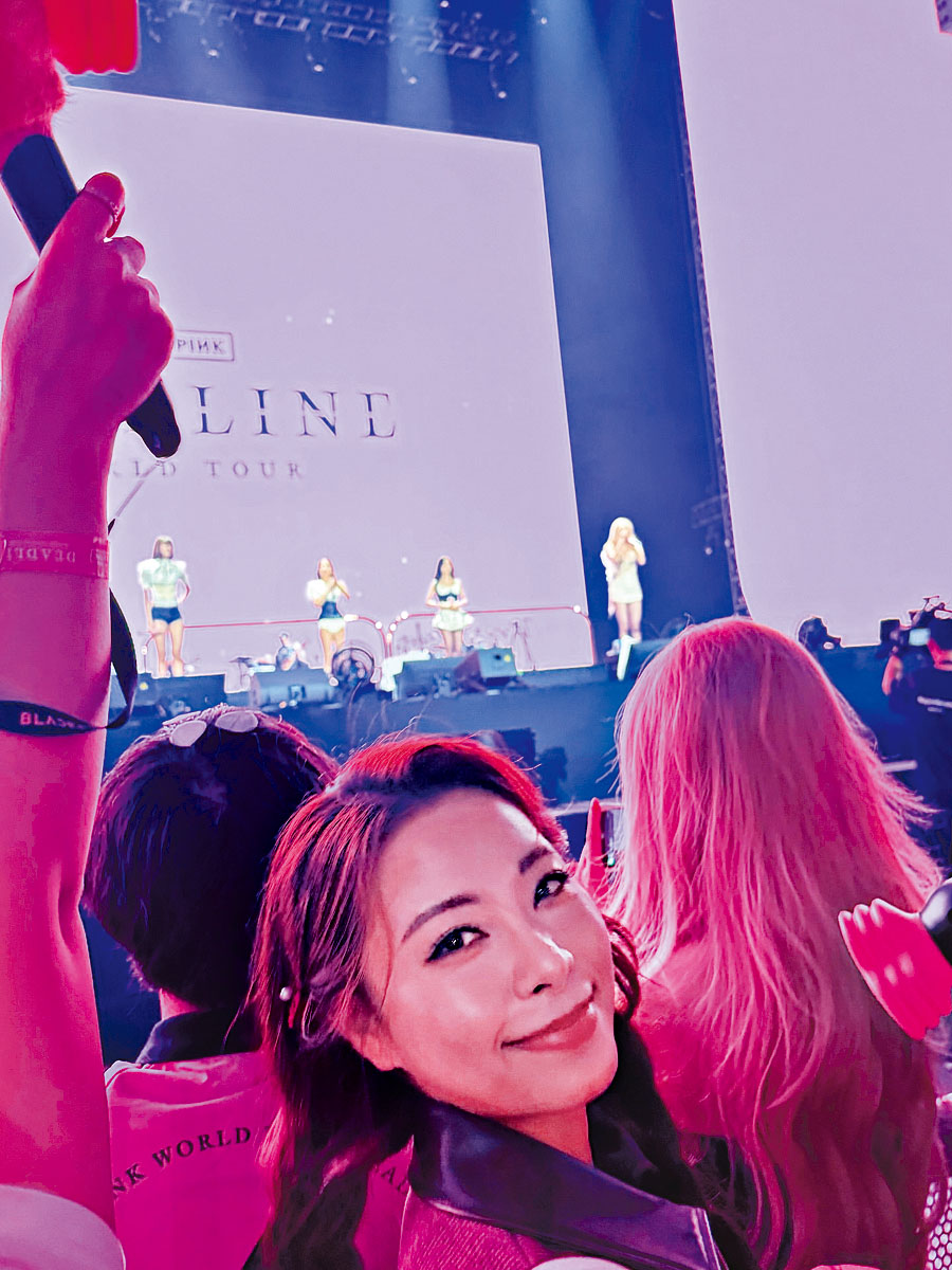 俞可程搶到$3499的VVIP超靚位飛，近距離支持偶像。