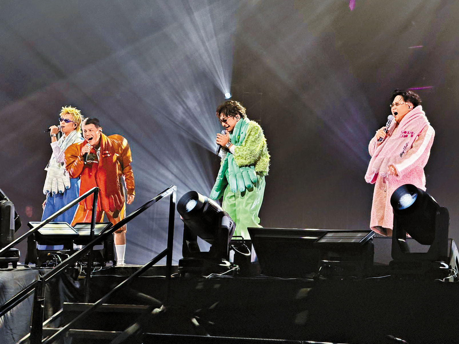 ■193因澳門演出跨年騷表演時間短而在網上「爆seed」。