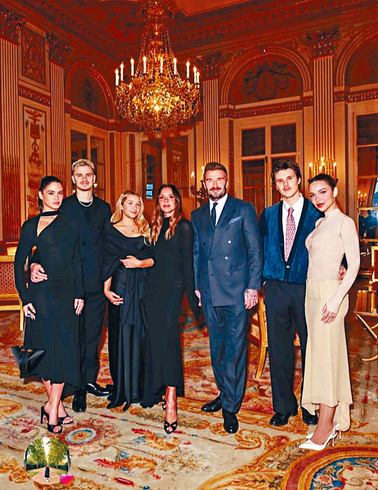 碧咸率領Romeo及其女友Kim、Cruz及其女友Jackie，以及Harper出席儀式，力挺Victoria。