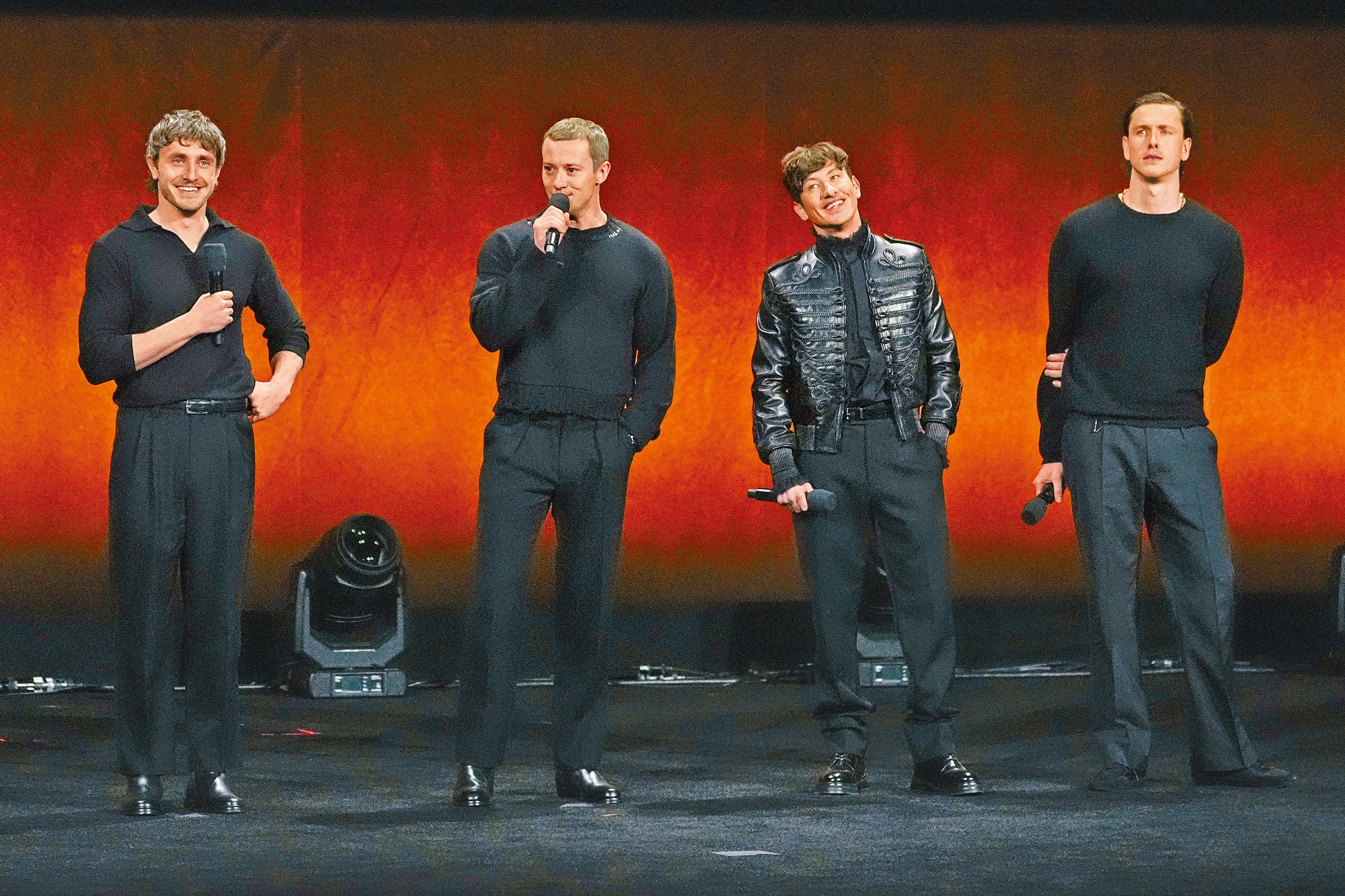 （左起）保羅麥斯卡、Joseph Quinn、Barry Keoghan及Harris Dickinson在新片扮演披頭四成員。