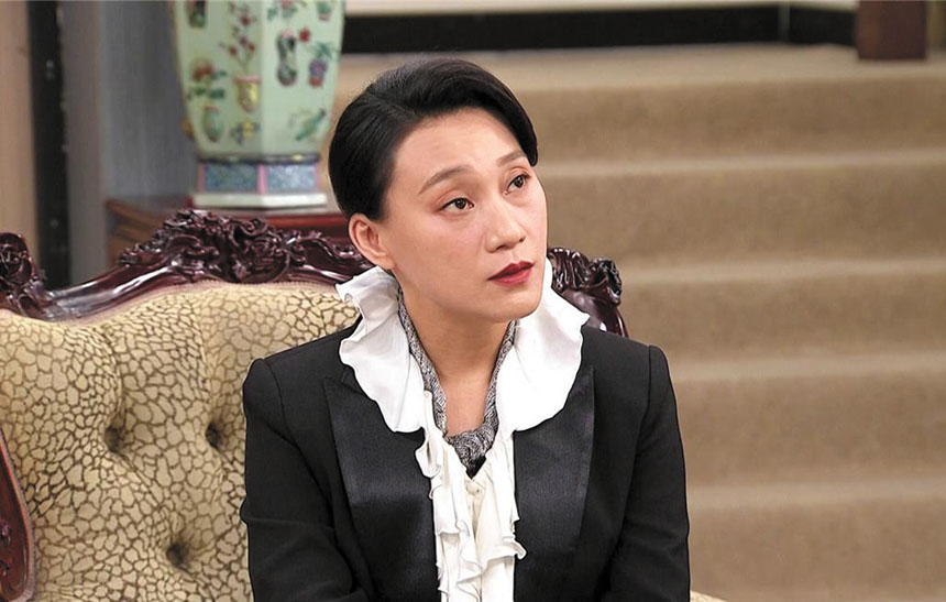 何佩芸在《寶島西米樂 守護》中的表現獲得觀眾認可。網上圖片 .c3/.c4 何佩芸活躍於歌仔戲舞台，以風度翩翩的小生形象深植人心。網上圖片