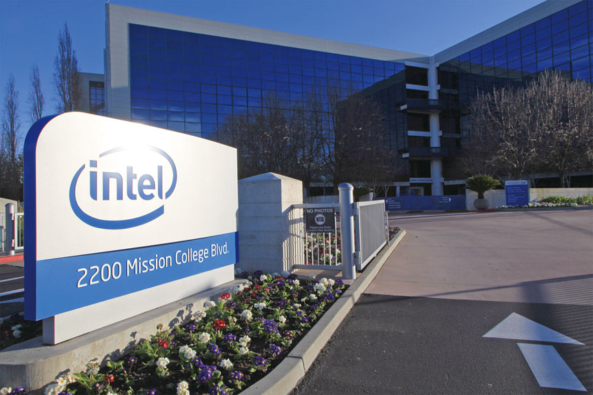 英特爾管理層承認，公司在產能配置與需求判斷上出現落差，圖為加州的英特爾公司總部大樓。新華社資料圖片