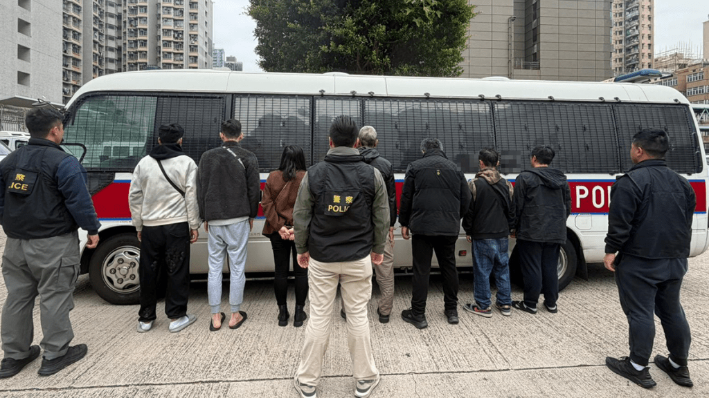 深水埗冚釣魚機賭檔 8人落網 越南籍男主持被捕