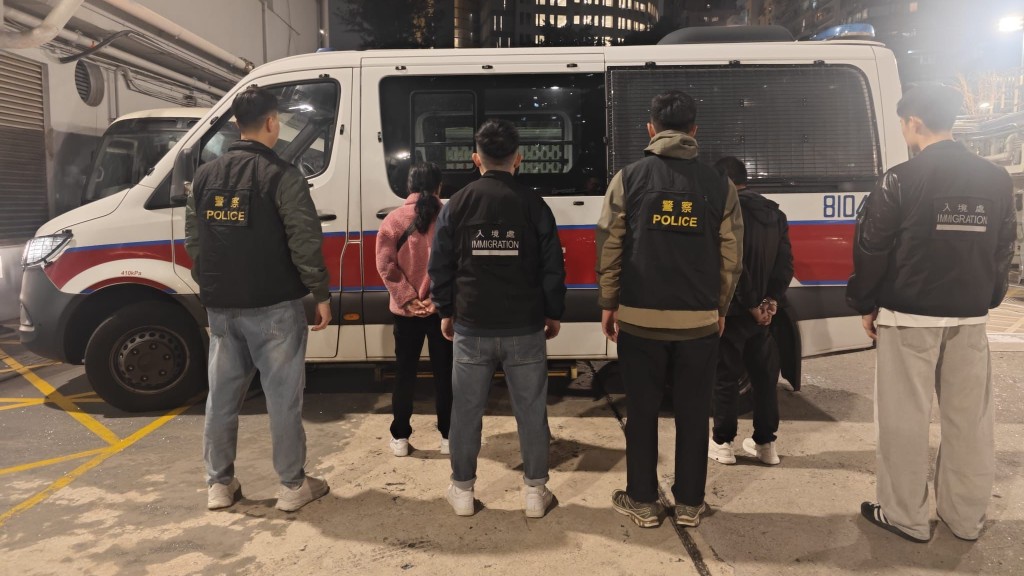 【紅館掃黃牛】警聯入境處再出擊！張學友演唱會外拘兩內地男女