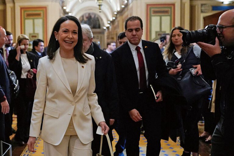 委內瑞拉反對派領袖、諾貝爾和平獎得主馬查多15日與特朗普舉行會晤後，前往國會。路透社