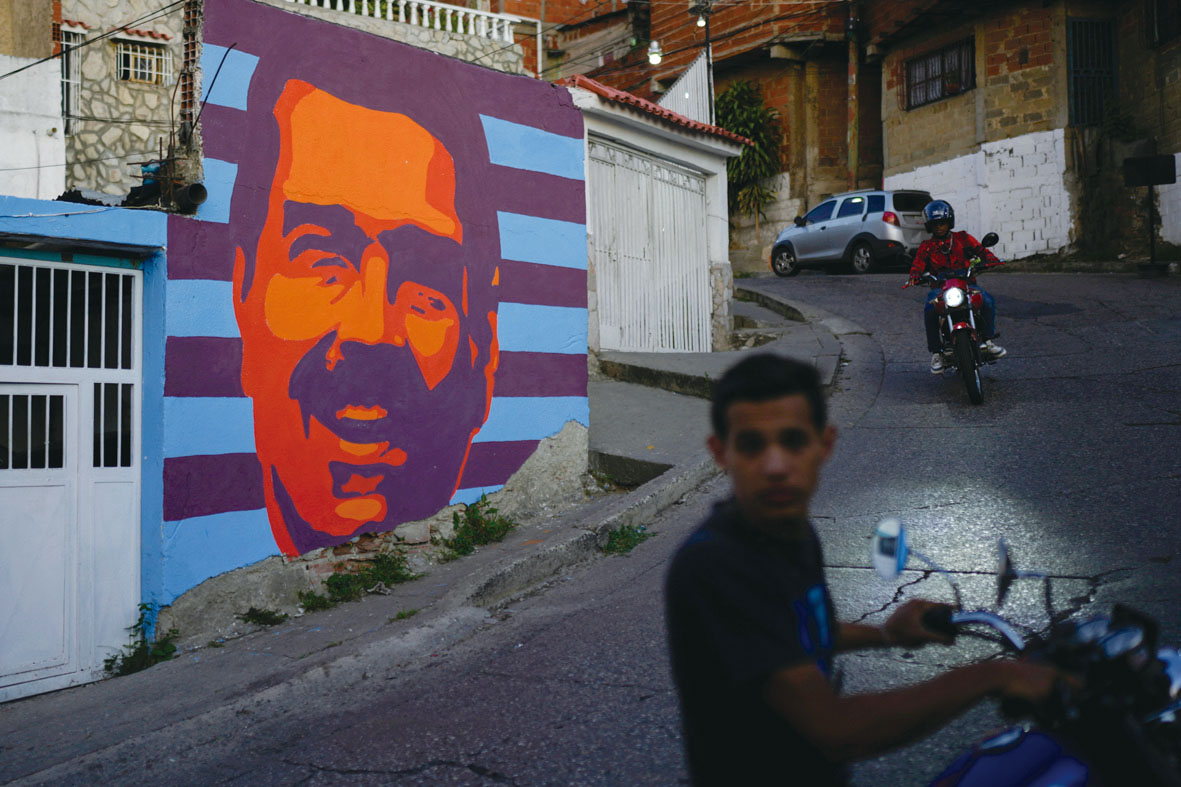 委內瑞拉首都加拉加斯街頭，一幅馬杜羅的競選連任壁畫。美聯社