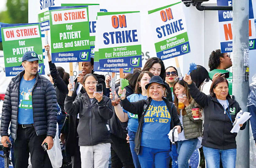 加州聯合護理師協會/醫療保健專業人員工會，去年10月在唐尼凱撒醫療中心外舉行罷工。 洛杉磯時報