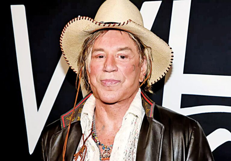 演員兼拳擊手米基洛克。洛杉磯時報