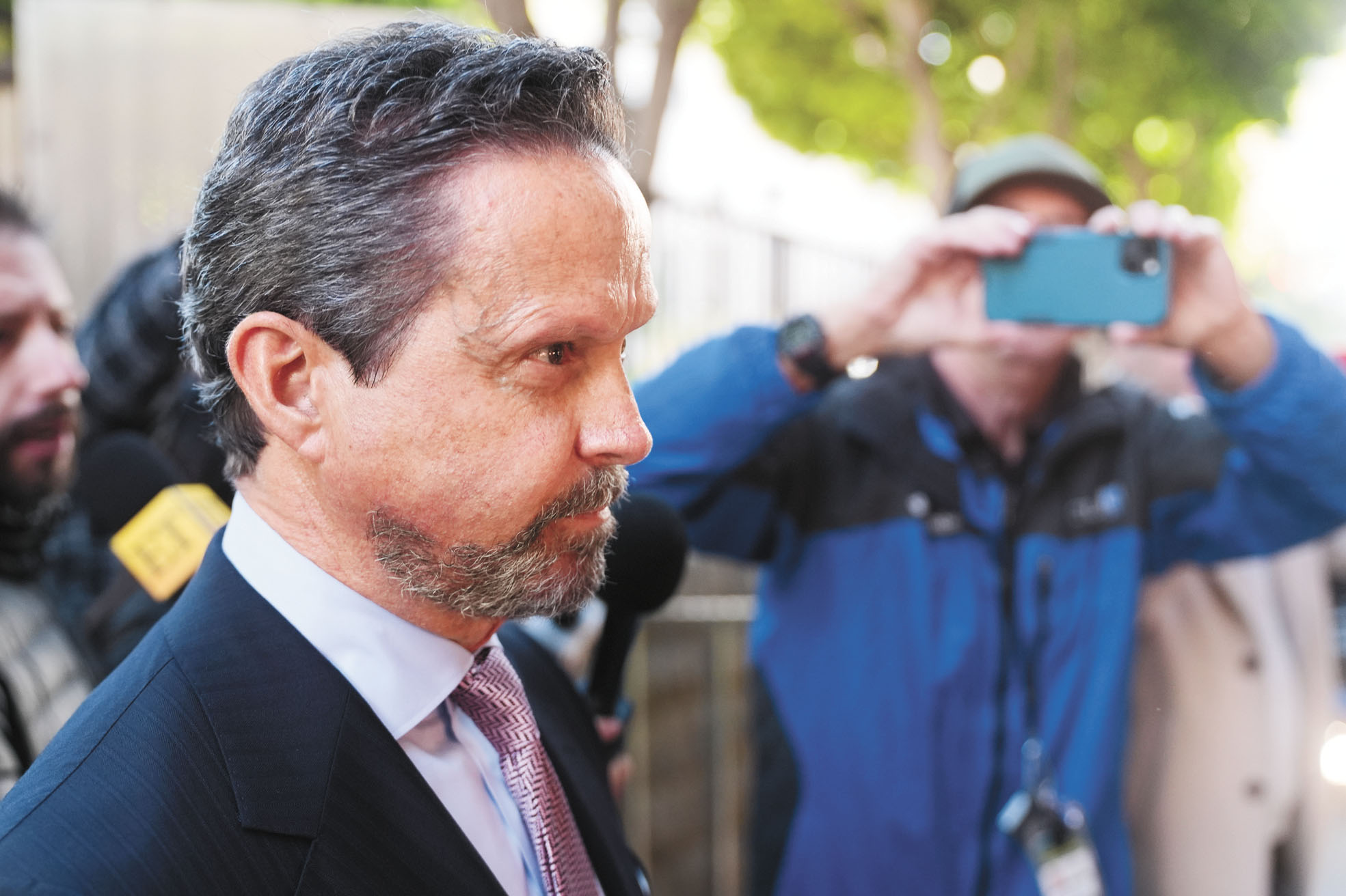 週三，律師傑克遜出席萊納一案而被提審的庭審。美聯社