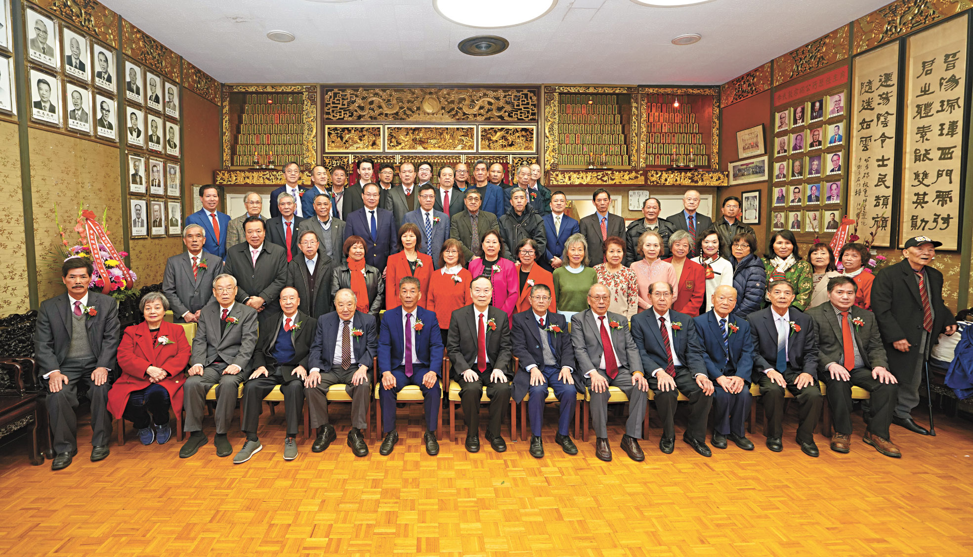 李氏總公所首長同仁在禮堂大合影。蕭強攝