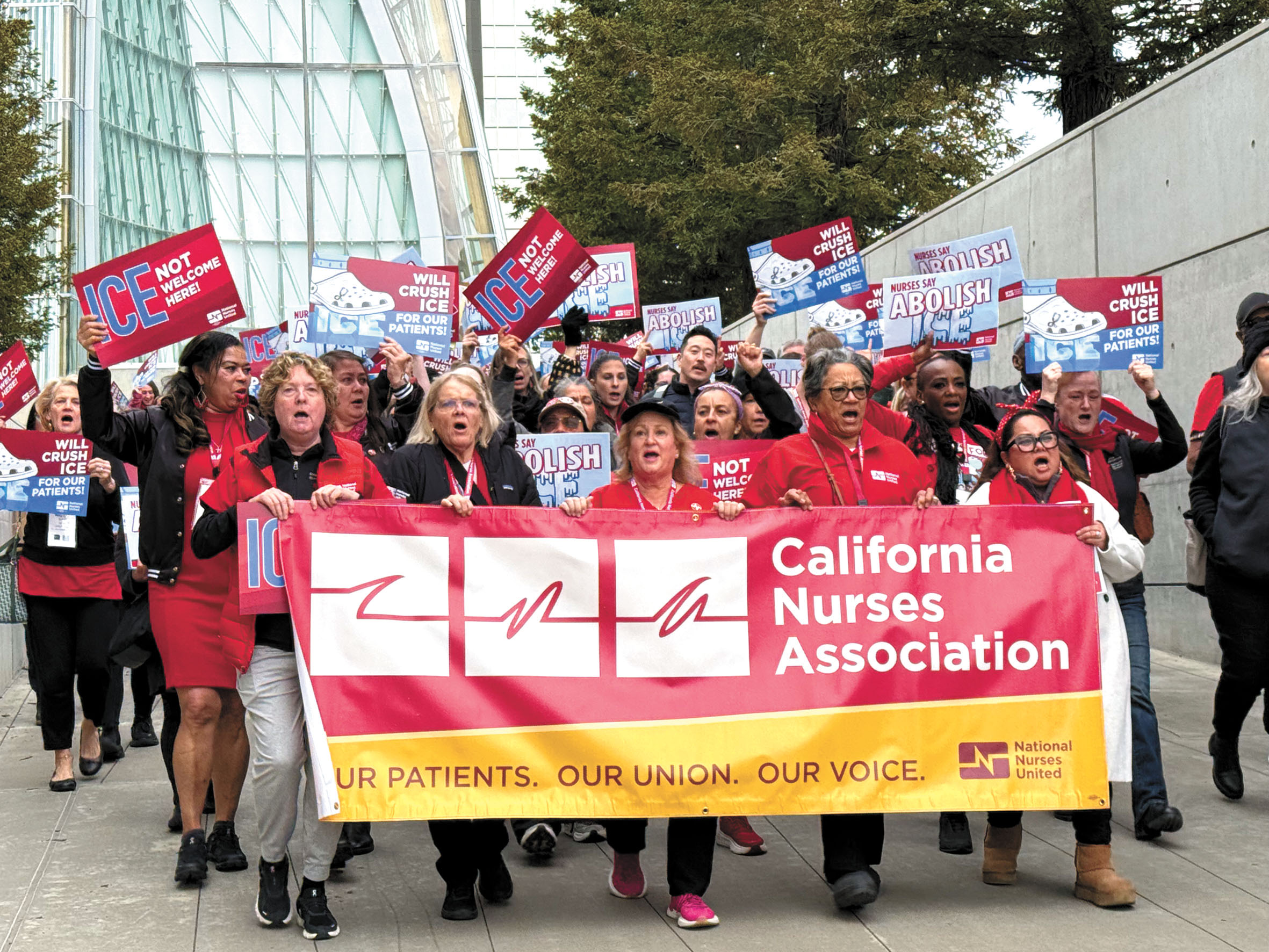 加州護士工會發起反ICE遊行。記者陳程威攝