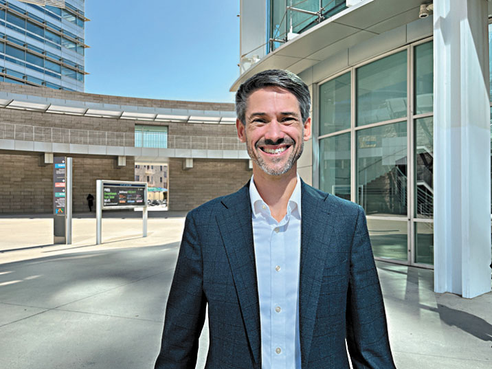 聖荷西市市長馬漢會否參選下屆州長，連日來受到關注。記者王蔚攝