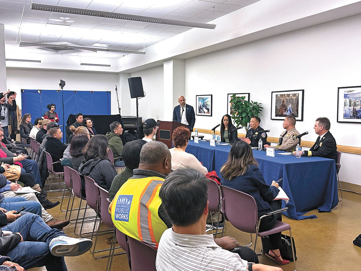 三藩市多位高層官員參加田德隆區一家非營利組織會議。三藩市警察局