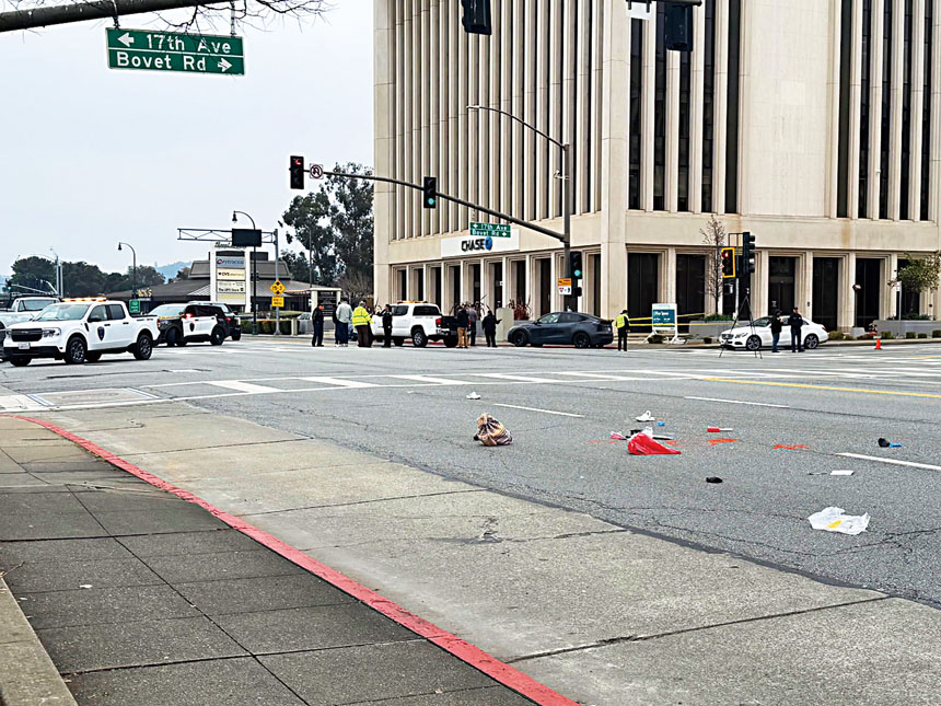 聖馬刁市周五早上有路人遭汽車撞擊。讀者提供