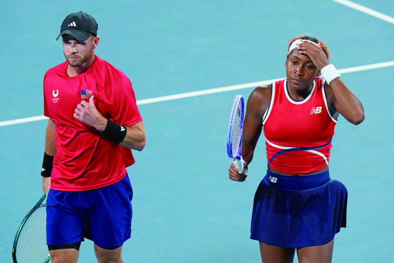 高芙和哈里森在混雙比賽中失利。路透社