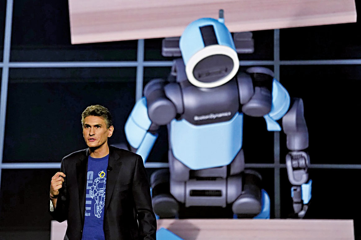 波士頓動力人形機器人部門總經理傑考斯基(Zachary Jackowski)在台上宣布「史上首次公開亮相,請歡迎Atlas登場」。美聯社