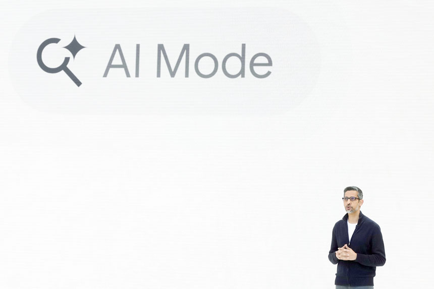 谷歌執行長皮采形容，AI的普及是具有變革性的關鍵時刻。美聯社