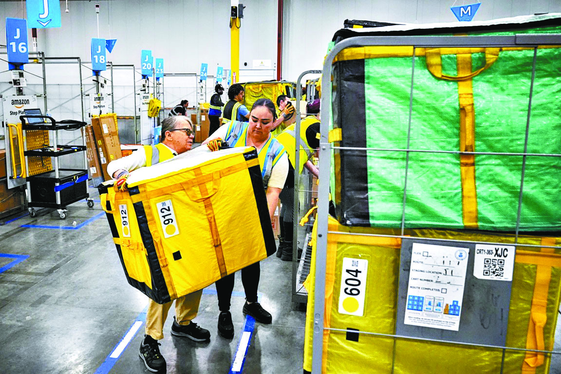 華郵報道,愈來愈多嬰兒潮世代選擇延後退休、持續留在職場,而Z世代年輕人則發現,想要踏入理想工作的大門正變得更加困難。美聯社