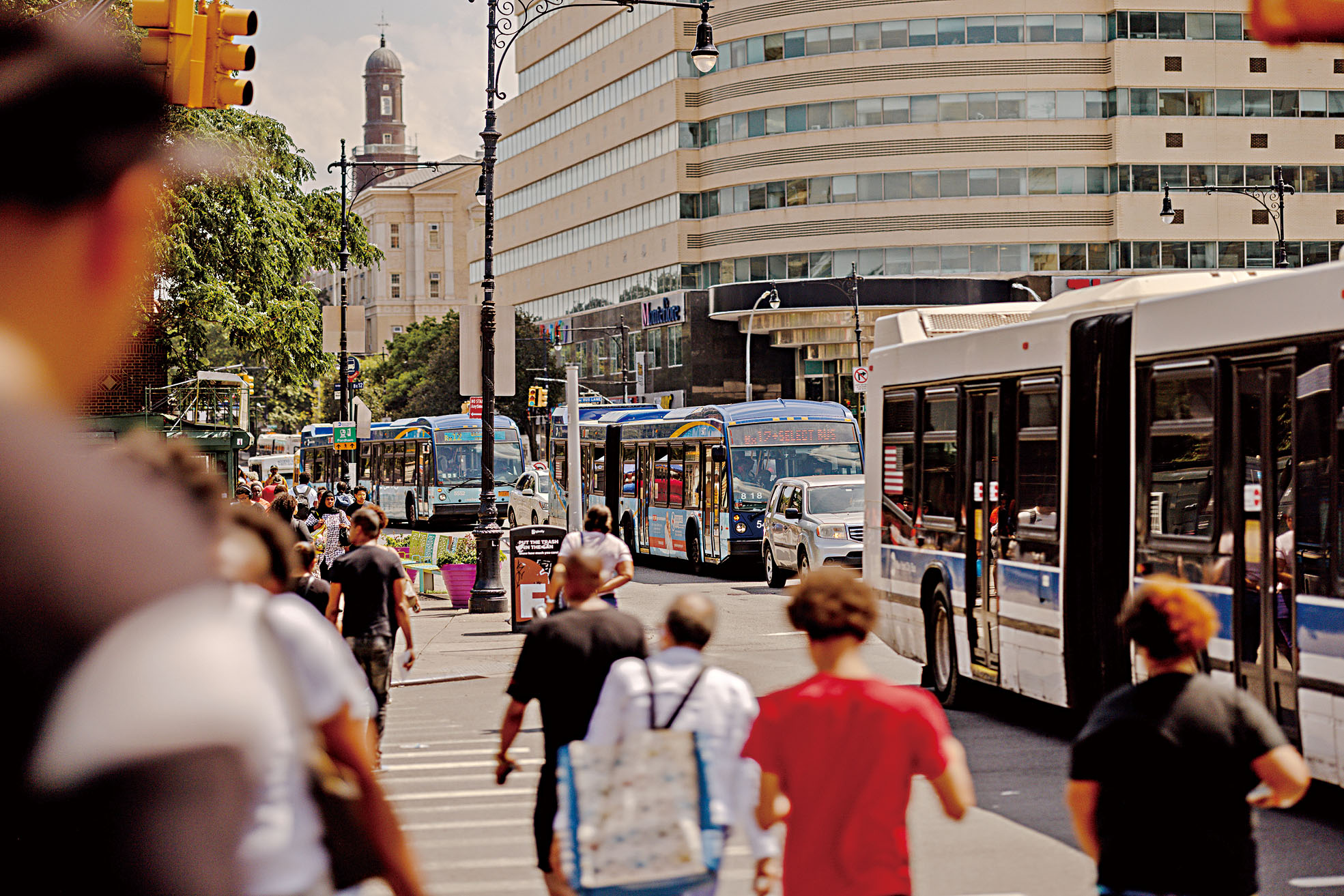 馬姆達尼宣布重推布朗士的福德漢姆路重新設計方案。Thalia Juarez/紐約時報