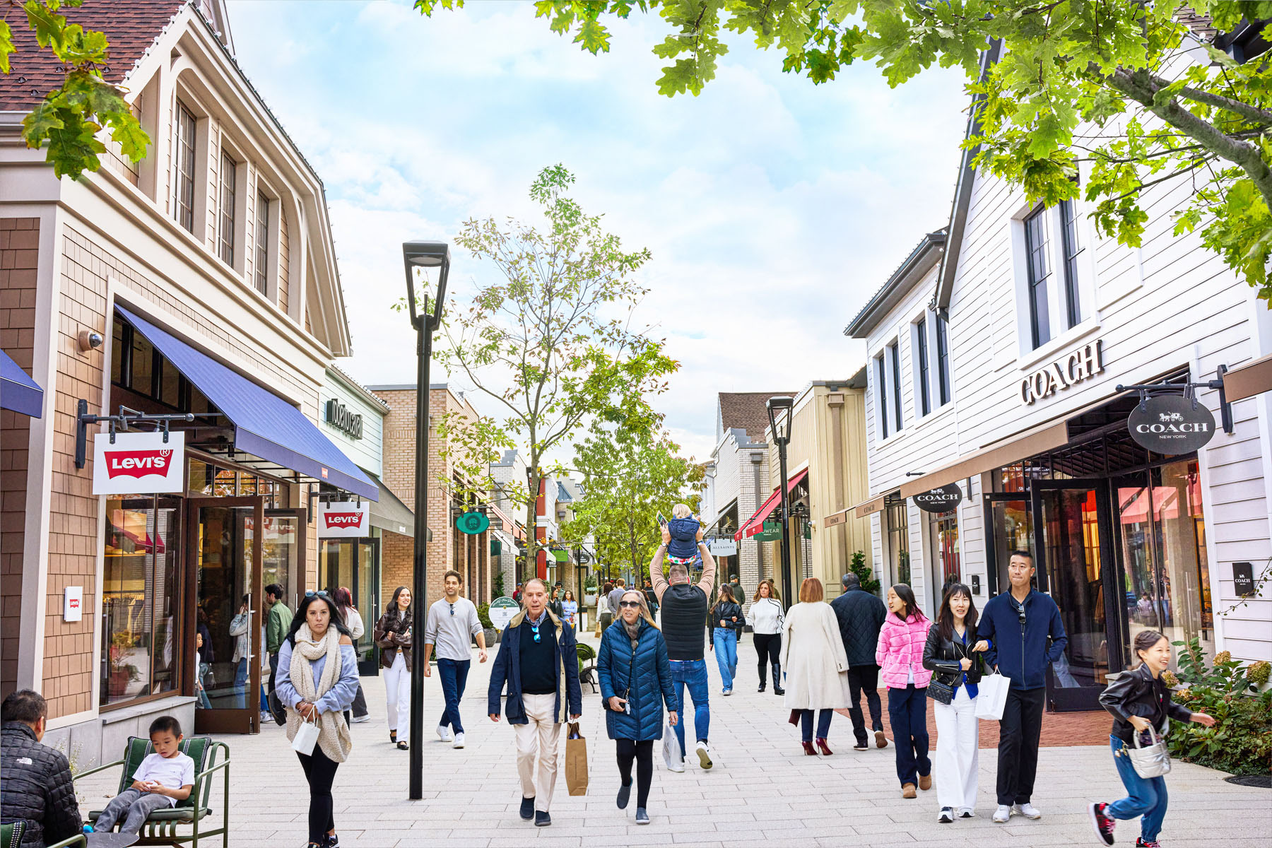 Belmont Park Village是集團北美首座購物中心。