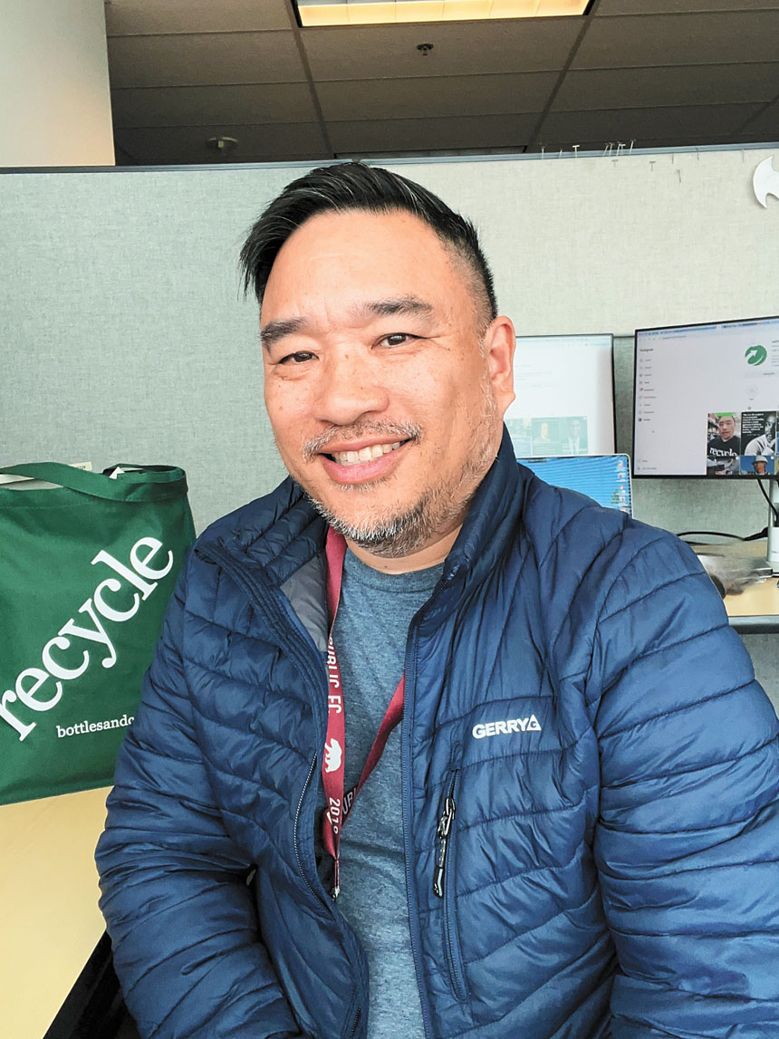 加州回收局（CalRecycle）的訊息專員Syd Fong鼓勵華人居民用心過節減少浪費。CalRecycle