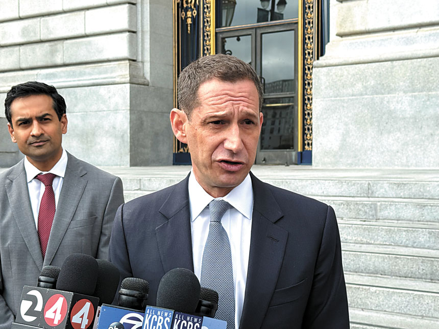 三藩市市長羅偉回應教師罷工達成臨時協議。記者陳程威攝