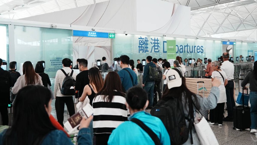 港人遊日熱情不減反增！無懼政治風波，今年赴日旅客料飆升四成