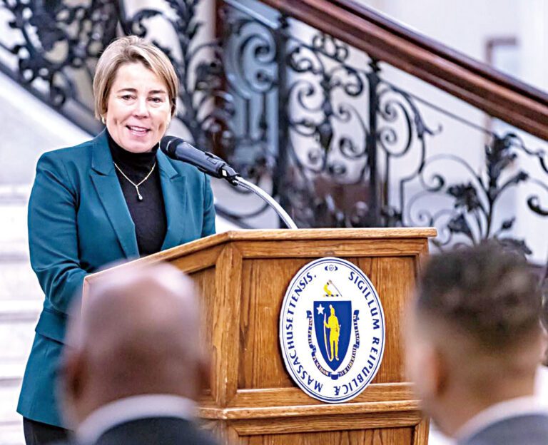 州長希利在近日的一個活動中致詞。 州府提供