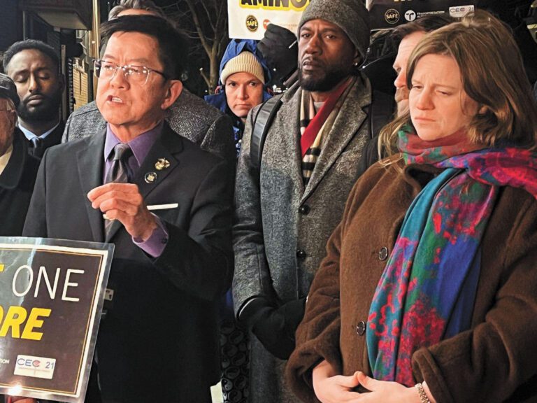 陳學理(發言者)呼籲司機承擔責任並停止魯莽駕駛。 陳學理辦公室提供