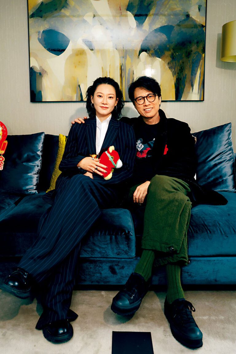 雖然與廖子妤三度合作、今次更擦出火花，但黃子華就大爆兩人每次見面都好少偈傾。