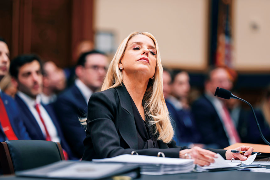 司法部長邦迪11日到國會作證,演變成與議員的激烈罵戰。司法部周末致函國會,列出愛潑斯坦檔案中曾被提及的超過300名「政治公眾人物」。美聯社