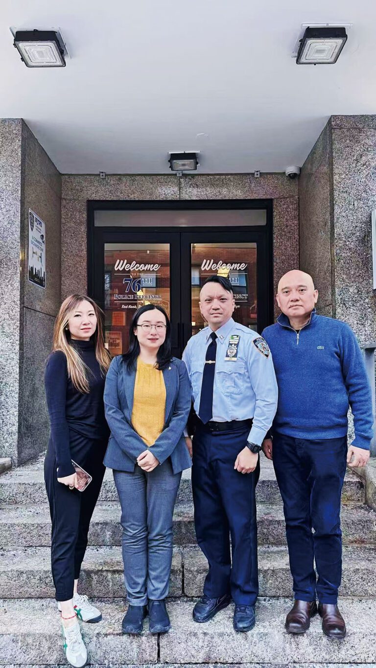 李泰然(右二)近期接待到訪的陳維安(右一)、任詩雅(左一)、邢文晴(左二)。 主辦方提供