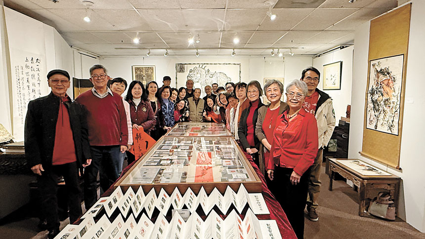 參與「天發神駿」展覽開幕式藝術家和矽谷印社社員。硅谷亞洲藝術中心