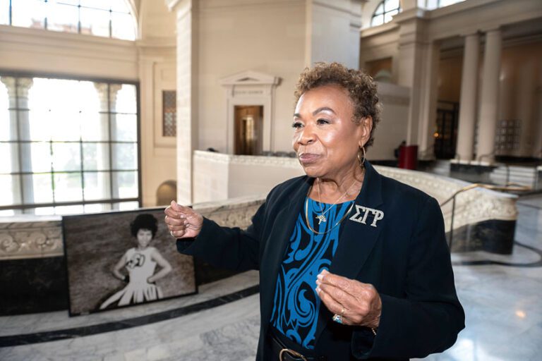 屋崙市長芭芭拉李的公務車失竊。美聯社資料圖片