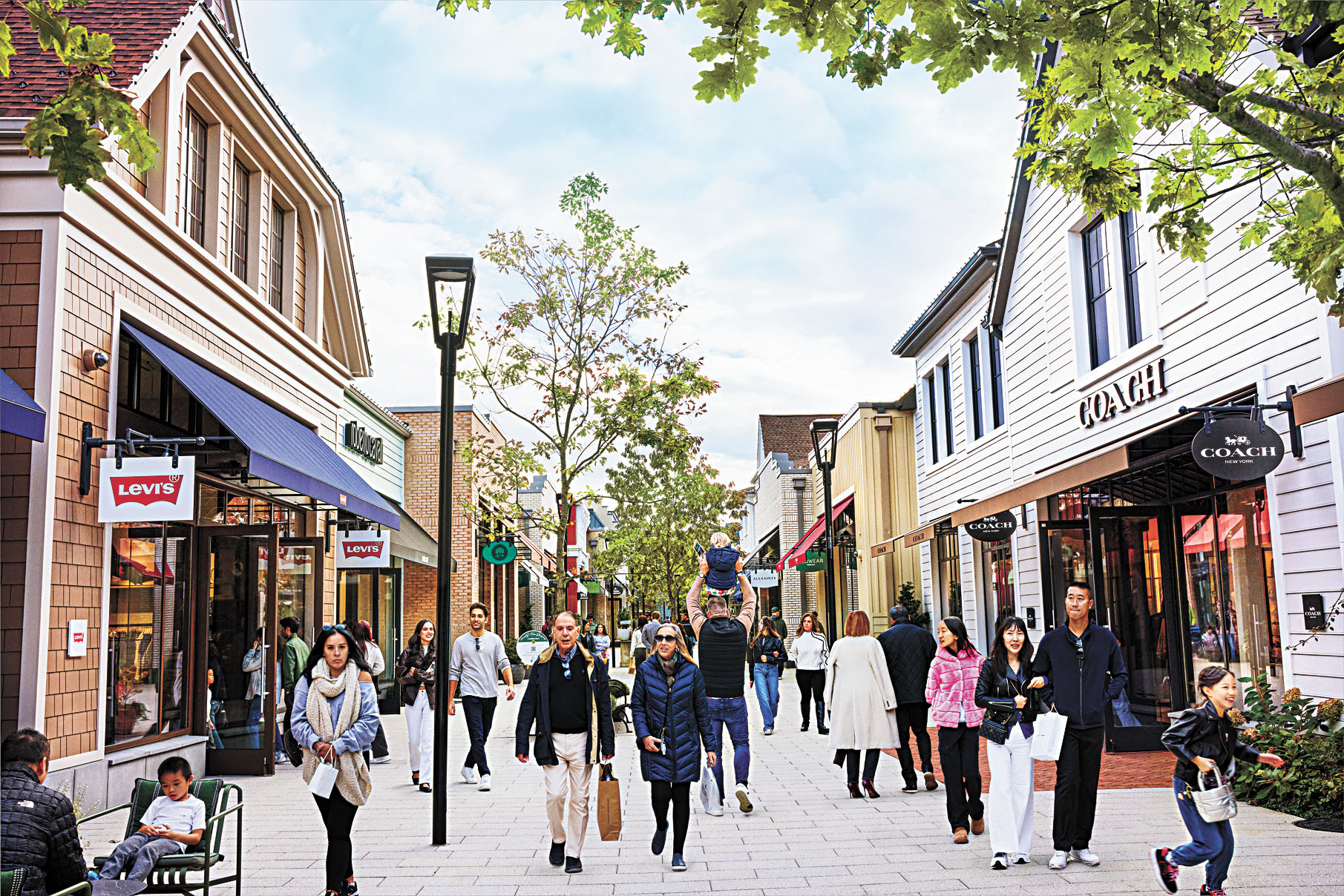 融合了歐洲村落風情與五星級酒店式購物、餐飲及設施的露天空間。