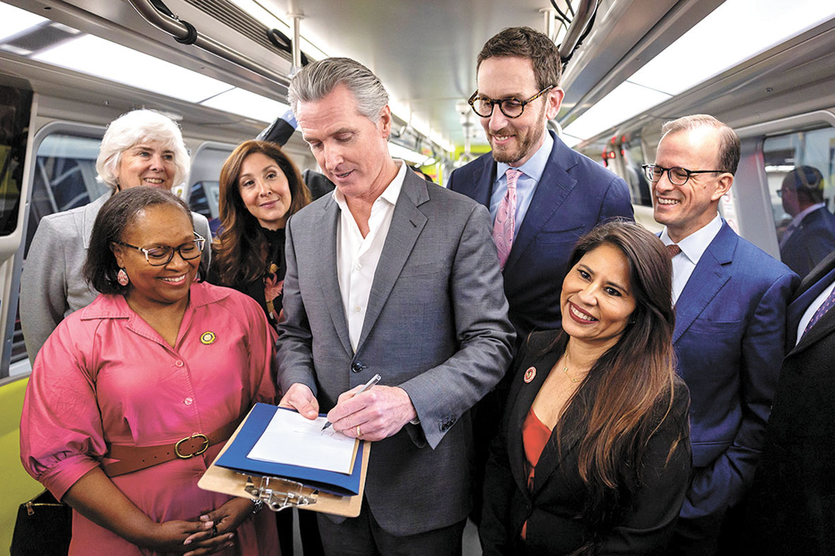 紐森簽署法案，發放5億9000萬元貸款。州長辦公室