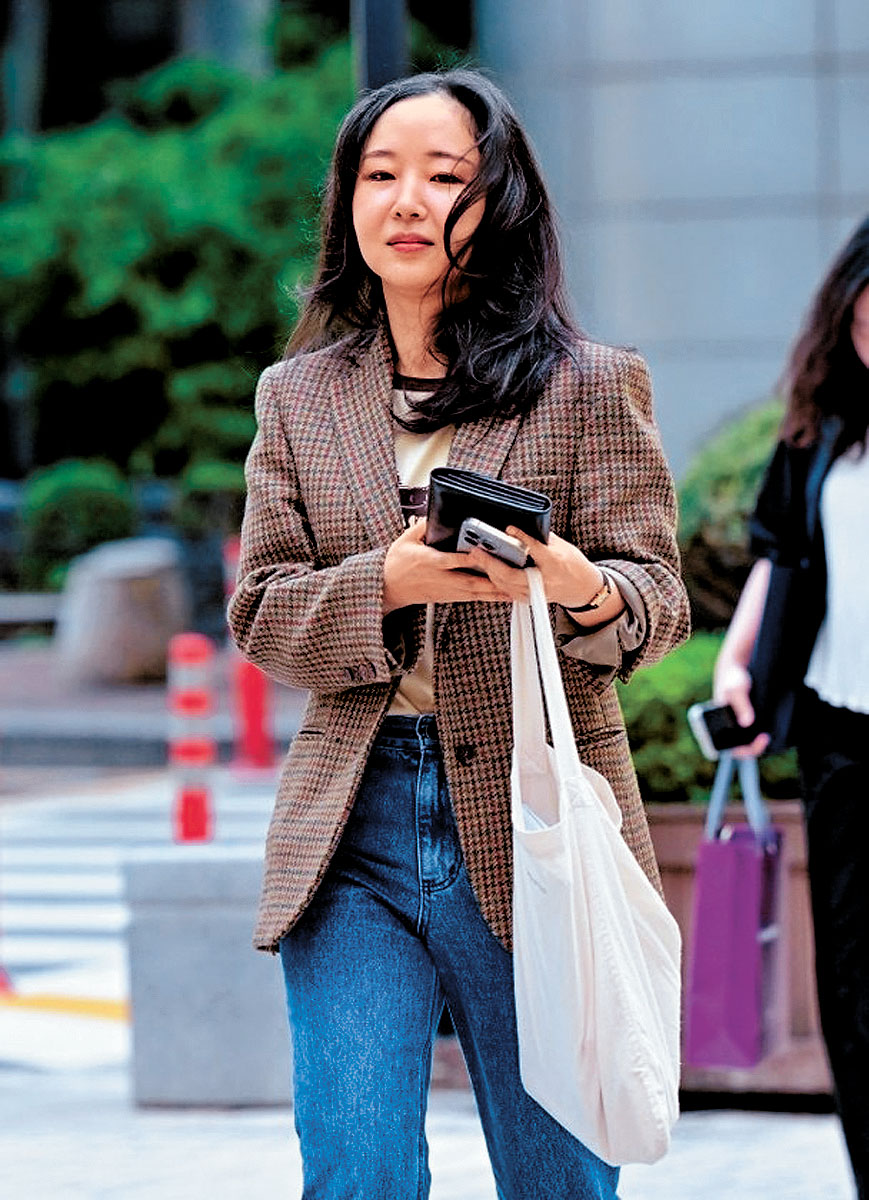 ■閔熙珍日前與HYBE的出售股權訴訟中獲判勝訴，將獲HYBE支付255億韓圜。